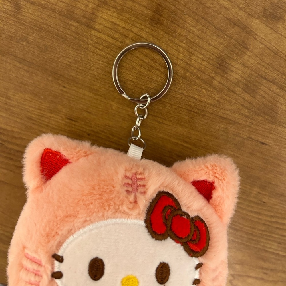 sanrio hello kitty lunar new year cat / tiger plush keychain - Picture 5 of 7